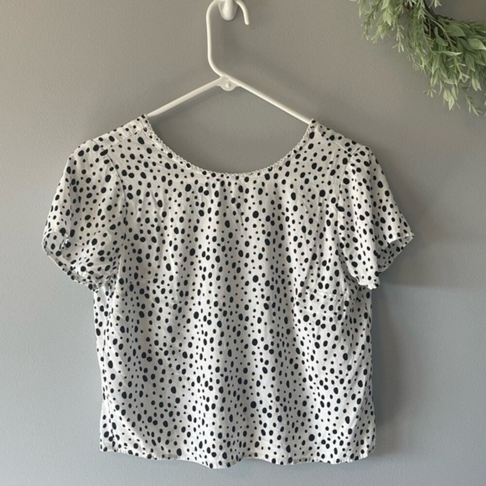🌺 20. EUC Tie-Back Cropped Length Blouse by Abercrombie and Fitch